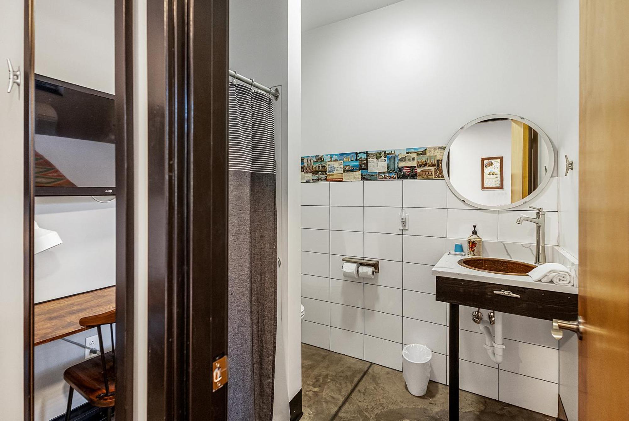 Queen Room With Access To Chef'S Kitchen And Pool Pacific Exterior photo